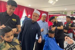 Barber shop di gua musang, Malaysia