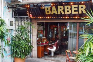 Barber shop di kuching, Malaysia